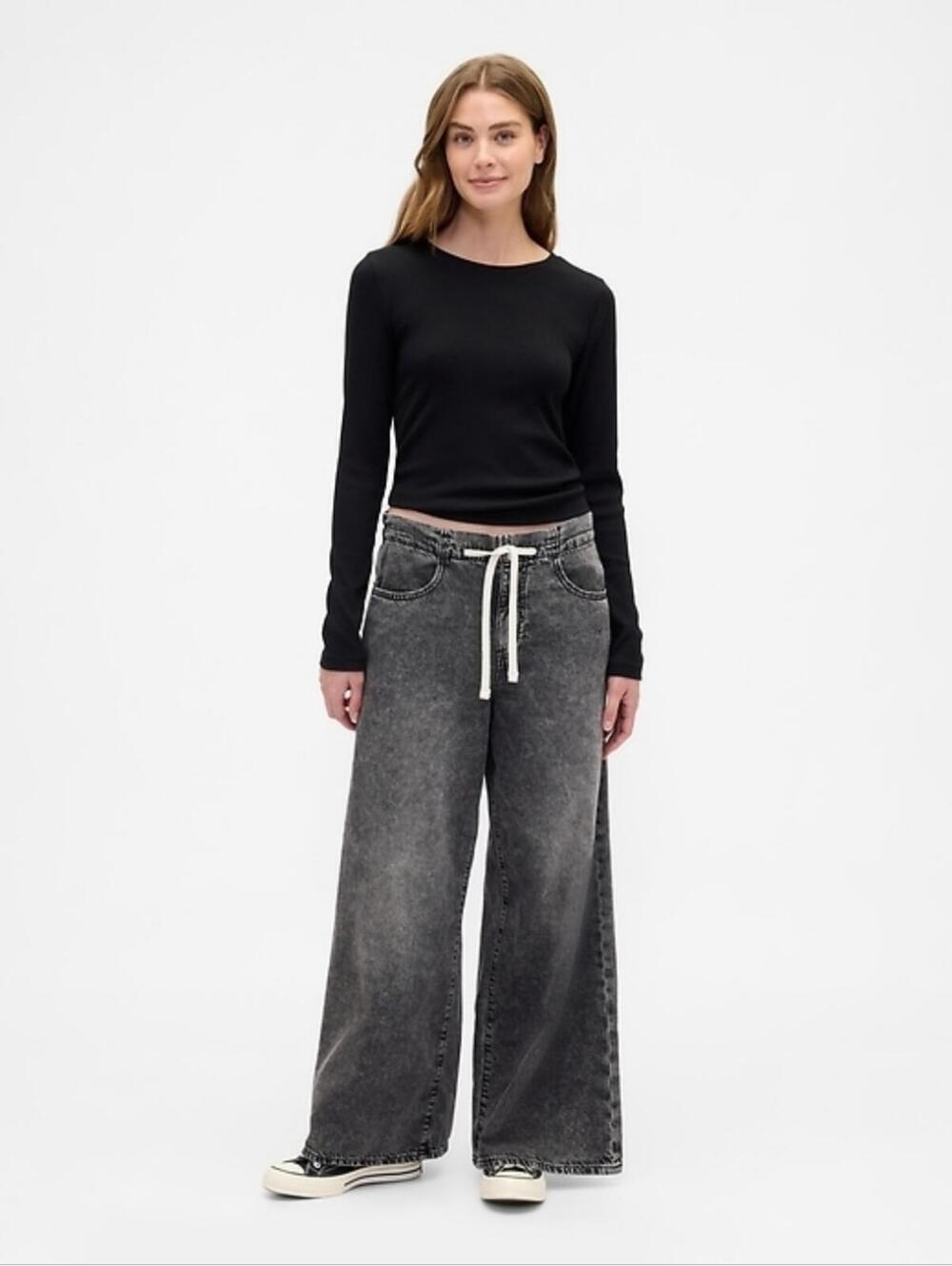 Gap Mid Rise Pull-On SuperLight Baggy Jeans Washed Black XSP 820039 petite
